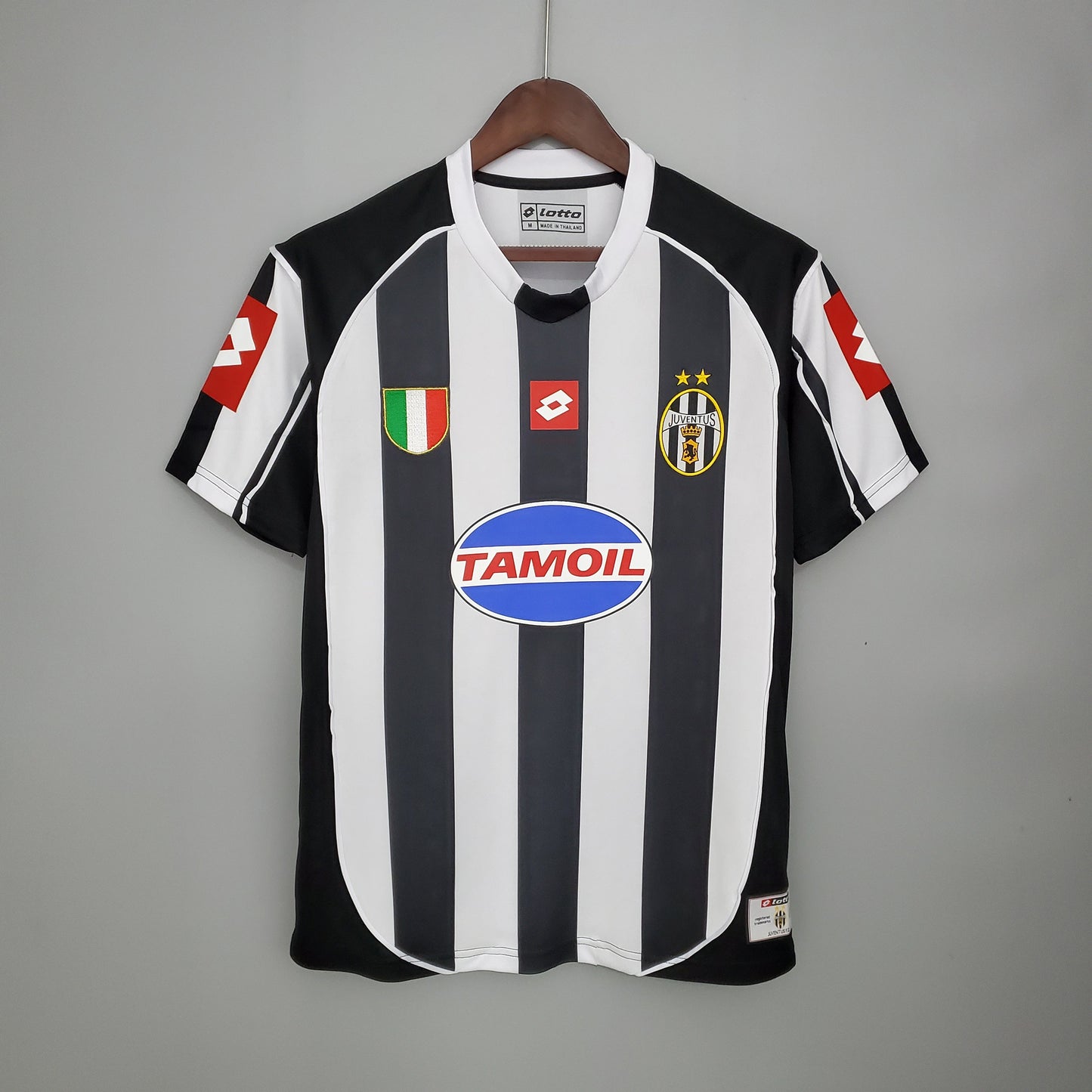 Retro Juventus Home Kit 02/03