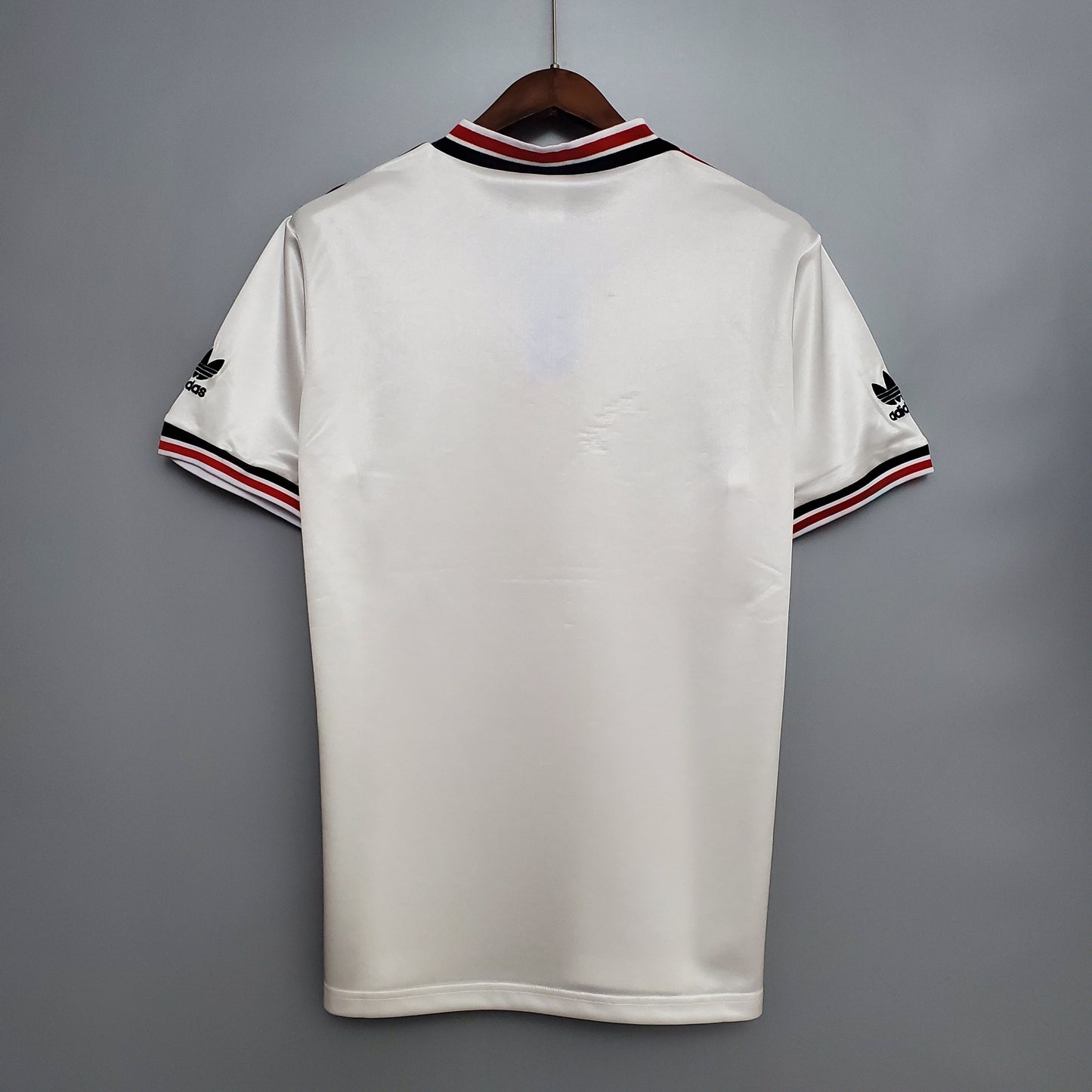 Retro Manchester United White Kit 1985