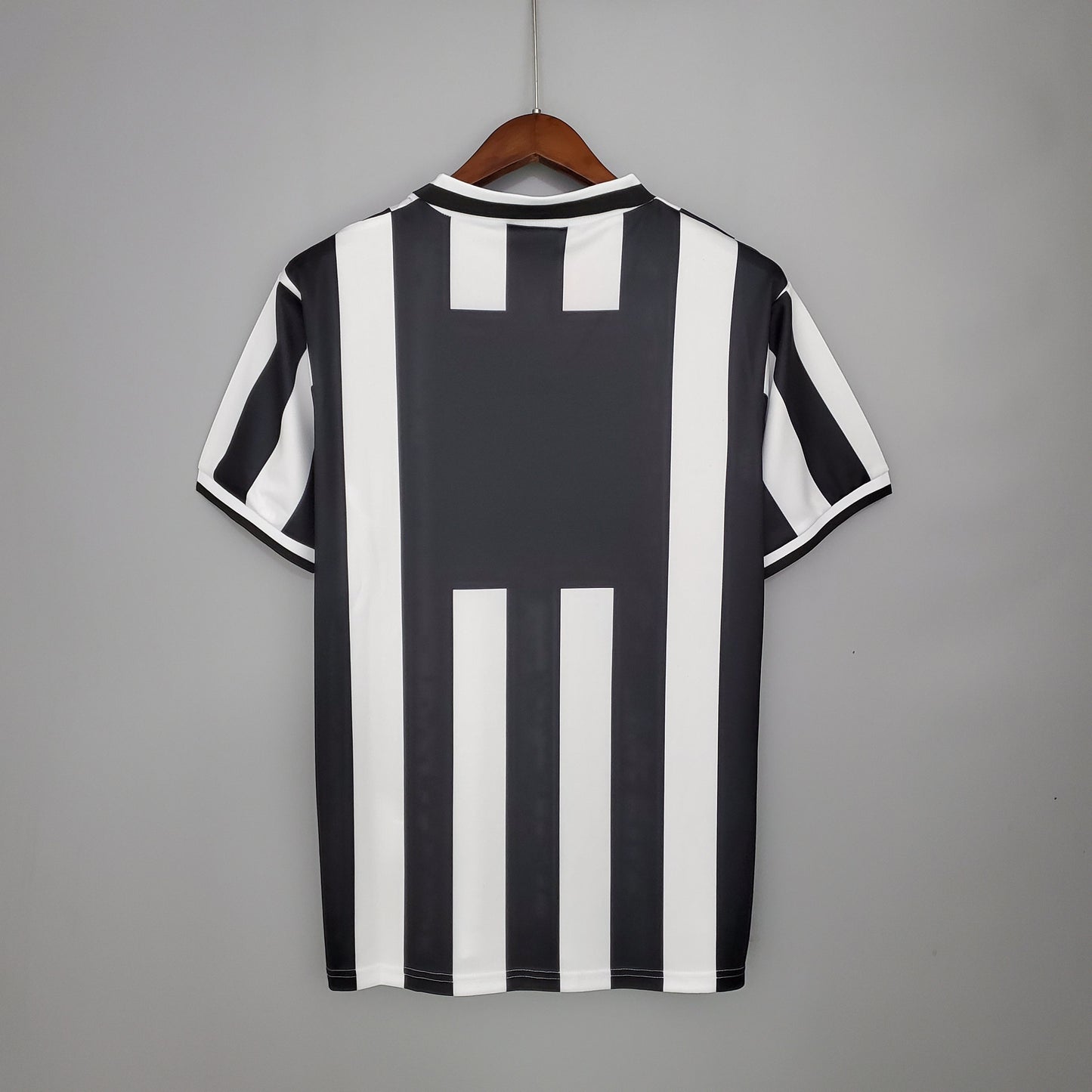 Retro Juventus Home Kit 94/95