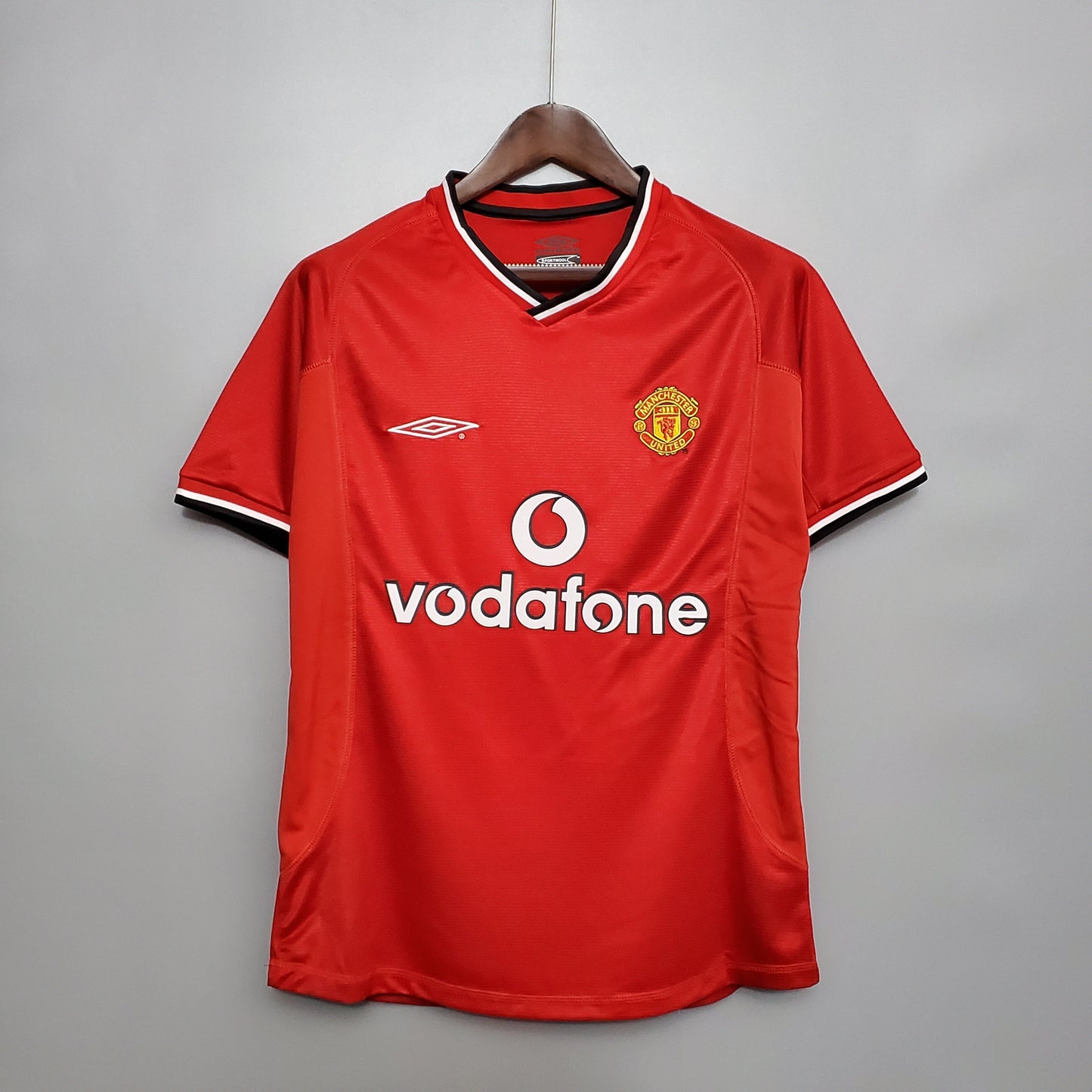 Retro Manchester United Home Kit 00/01