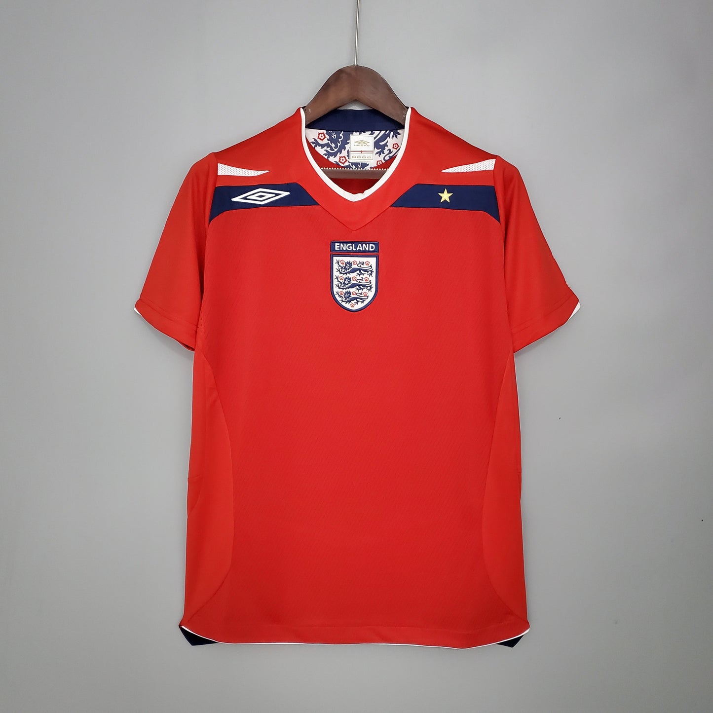 Retro England Away Kit 08/10