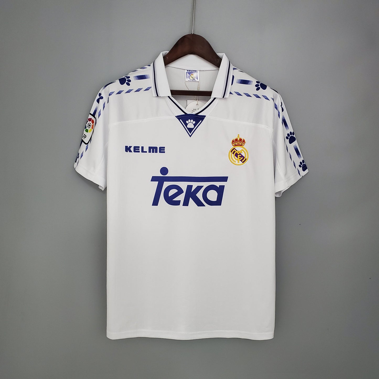 Retro Real Madrid Home Kit 96/97